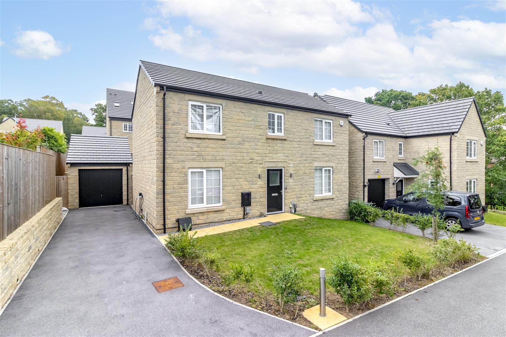 Buckthorne Chase, Cookridge, Leeds