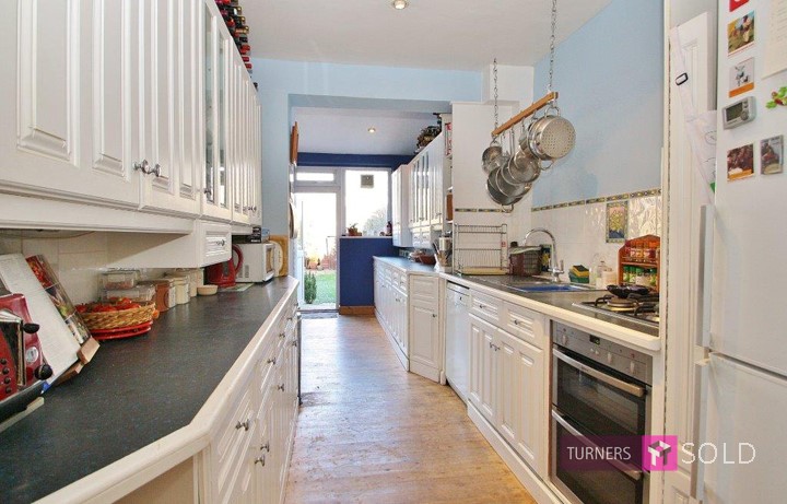 Kitchen in house for sale Northway, Morden. Sold by Turners Property